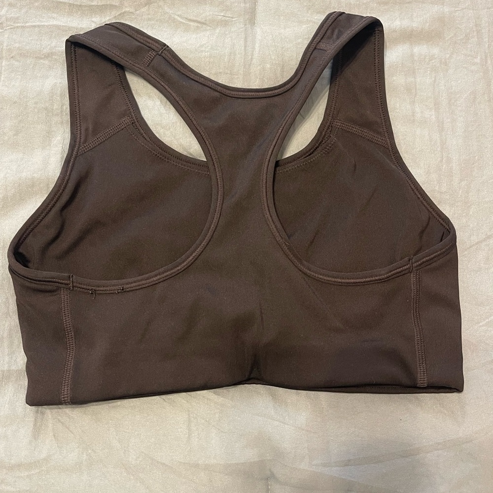 4 Nike Sports Bras, 3 black 1 gray - Picture 2 of 12
